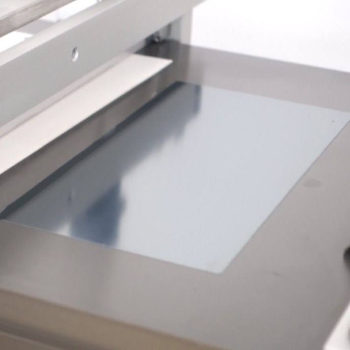 慧诺钙钛矿专用涂膜机：客户试机验证，刮涂效果获得认可